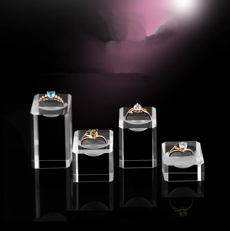 lot of 5 Clear Acrylic Rings Display Holder Creative ring display rack