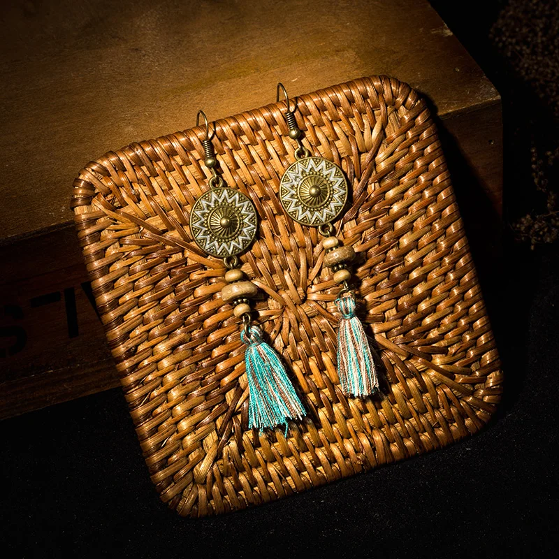 

Fashion Women Earrings Hanging Long Tassel Antique Vintage Alloy Wood Beads Drop Earring Slopes Fantasy Greeks Boho Ethnic Charm