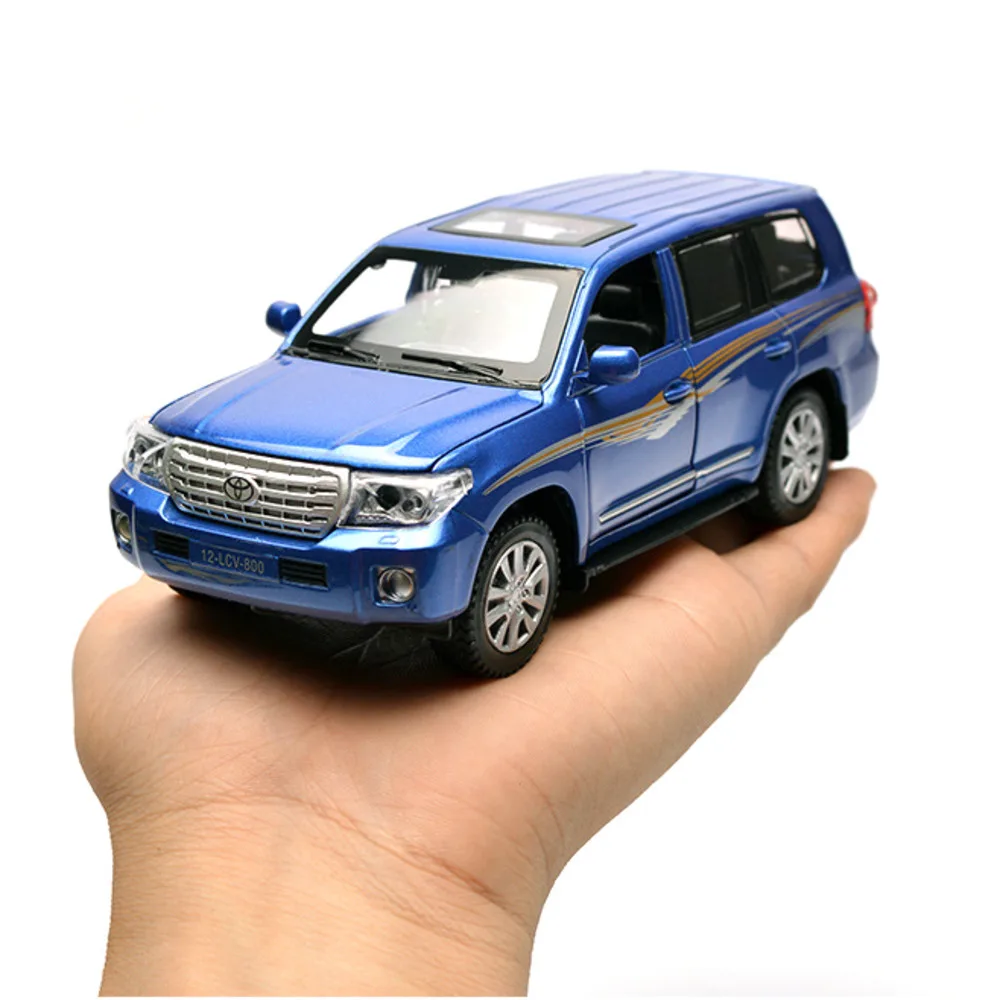1/32 Land Cruiser литья под давлением сплава модели автомобилей Япония SUV 4 дверь открыта