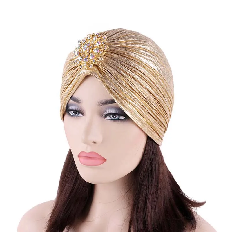 Новая мода дамы золотистый, серебристый, цвета алмаза драгоценный камень тюрбан шляпы для женщин бандана для химиотерапии хиджаб плиссированные индийские кепки тюрбан шляпа