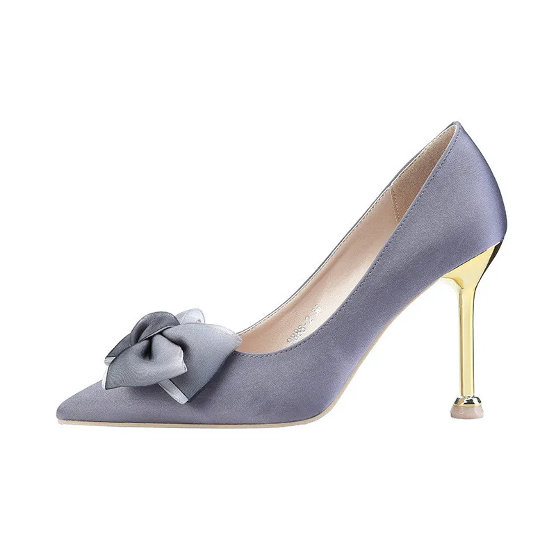 

2019 spring and autumn new sexy pointed sexy stiletto bow was thin professional ol women's shoes gray ljj 0510