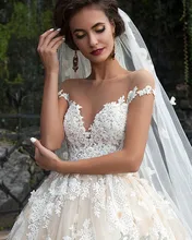 2017 Romantic Wedding Dresses Turkey Appliques Sheer Lace Neck Sexy Long Backless Bridal Dress Wedding Gowns Vestido de Novia