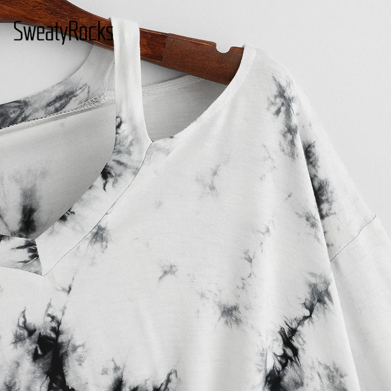 SweatyRocks Футболка с принтом Tie Dye Twist спереди, уличная одежда, контрастный воротник, v-образный вырез, укороченный пуловер, топы, весна, повседневные Модные женские футболки