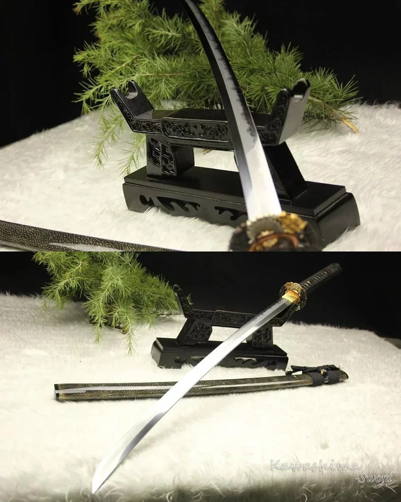 

Superior Quality Full Handmade Japanese Katana Kobuse Folded Steel Clay Tempered Real Hamon Rayskin Scabbard Samurai Sword