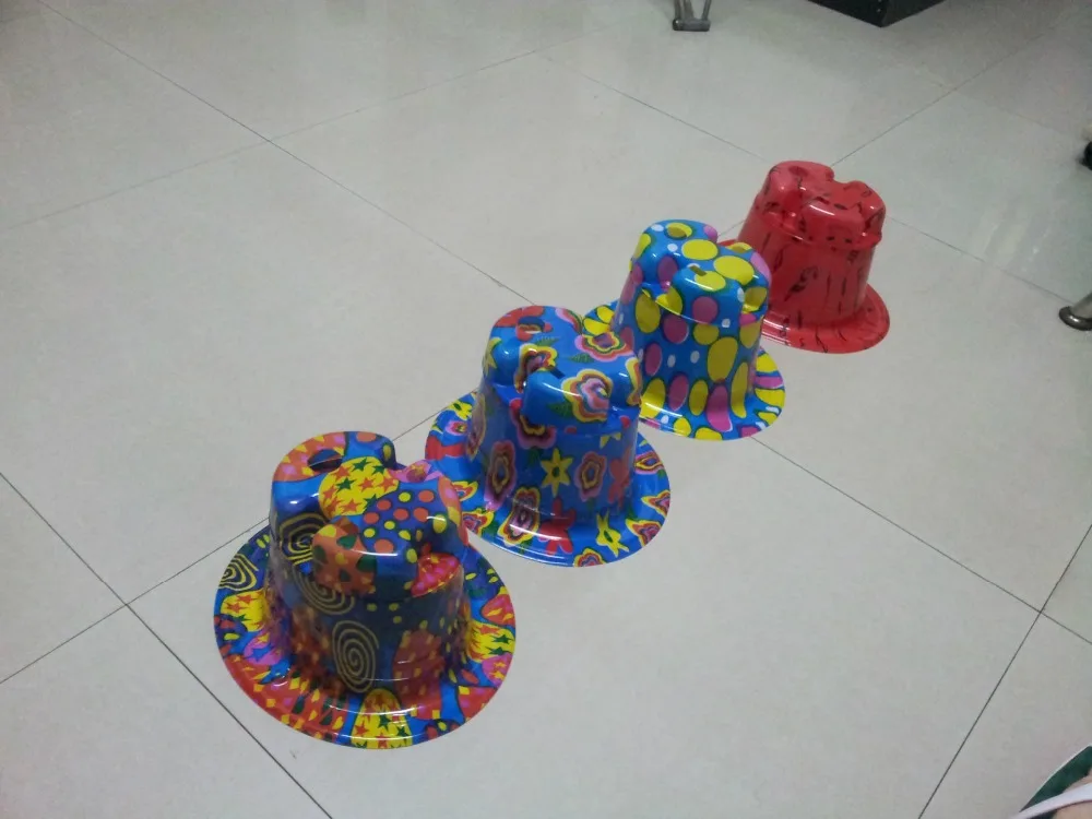 1set 2018 new hot the bubble playing hat adult or kids automatic electric bubble blowing hat 27*24*12cm soap bubble gun d10