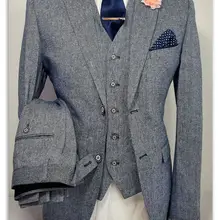 Последний дизайн пальто брюки серый Твид Мужские костюмы из 3 предметов Slim Fit Жених Смокинги Мужчины Свадебный Выпускной Блейзер Куртка+ брюки+ жилет+ галстук