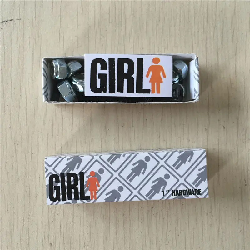 Girl 1 inch screws (3)