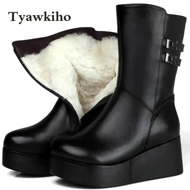 

Tyawkiho Winter Snow Boots Black Genuine Leather Mid Calf Boots Warm Fur Insole 7 CM Wedge Heel Plus Size Motorcycle Boots