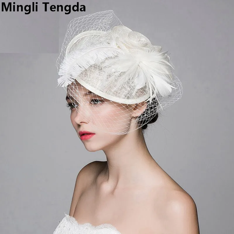 Летние льняные пряжи дамы шляпа в западном стиле для торжеств перо Свадебный головной убор благородный шляпа свадебное шляпа Биби Mariage Кепки Mingli tengda