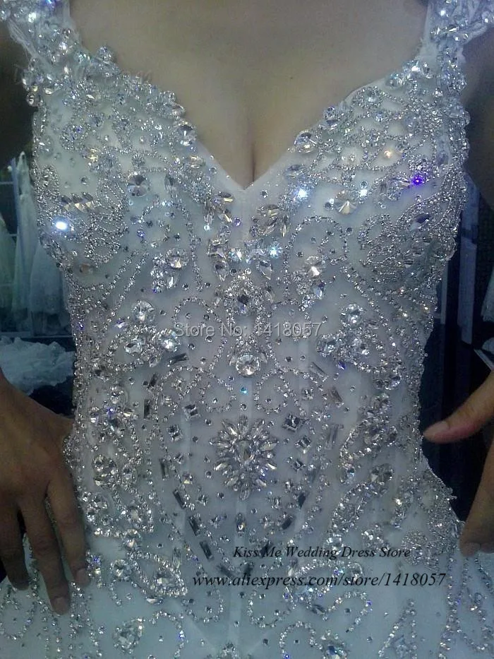 Real Sample Luxury Wedding Dress 2015 Rhinestones Crystals Lace Bridal Gowns Princess Royal Train Custom Vestido de Casamento