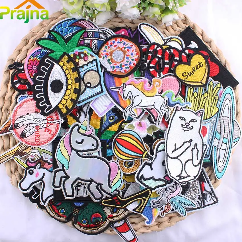 ZOTOONE Mixed Random Cartoon Animals Foods Patch Cheap Embroidered Sequins Patches For Garments Kids Clothing DIY Accessory B