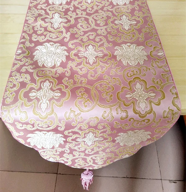 

Modern Fancy Pink Damask Table Runners Dining Protective Mats Placemats Long Coffee Table cloth Table flag Wedding Decorations