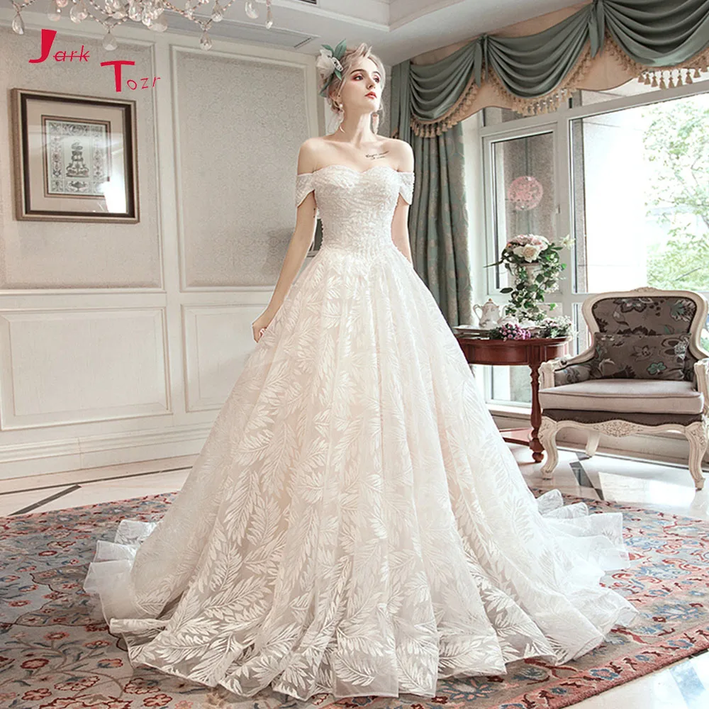 

Lace Wedding Dress Plus Size 2019 Boat Neck Princess Vestidos de Noiva Pearls Bodice Robe de Mariee Ivory Luxury Hochzeitskleid