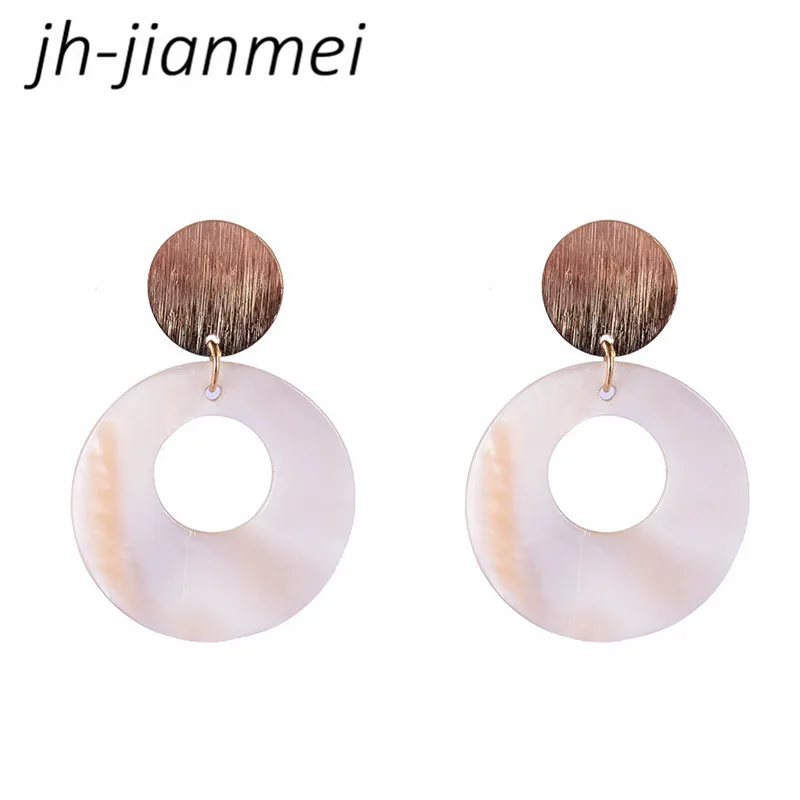 

Women's Earrings Creative Personality Shell Stitching Temperament Matte Striped Earrings Small Fragrance Ear Studs