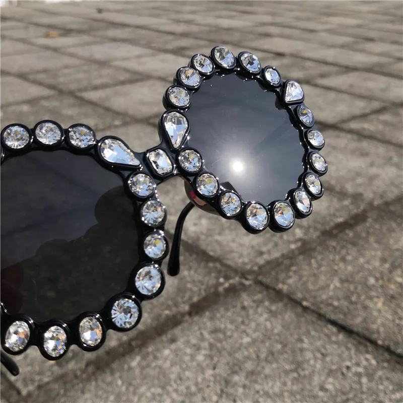 Роскошные Алмазные круглые женские солнцезащитные очки форма металлические женские солнцезащитные очки УФ-черный очки с кристаллами Винтажные Солнцезащитные очки FML