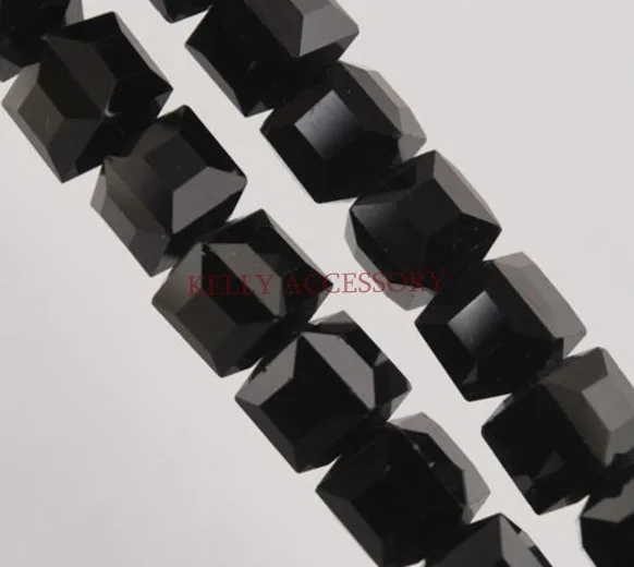 conew_10mm cube crystal glass beads005.jpg