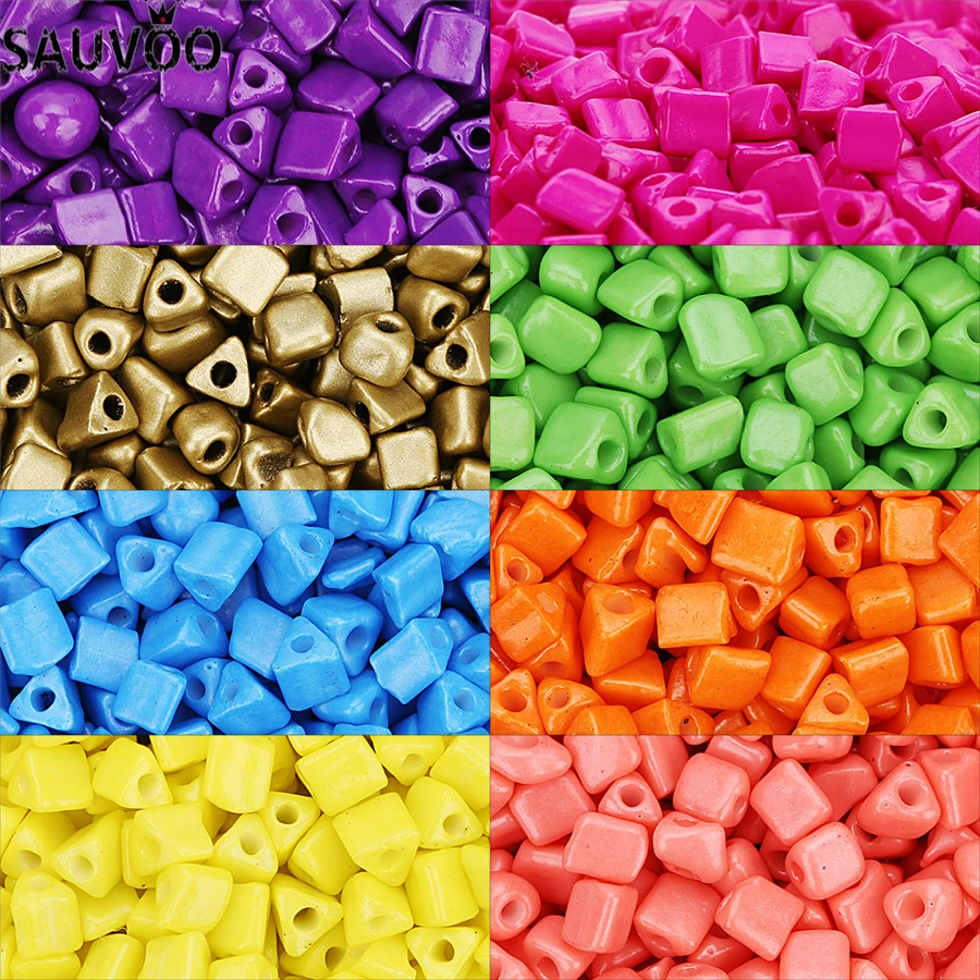 

SAUVOO 580Pcs/lot 4mm Small Triangle Czech Glass Seed Beads With 1.2mm Hole Spacer Charm Beads For Diy Jewelry Making Accessory