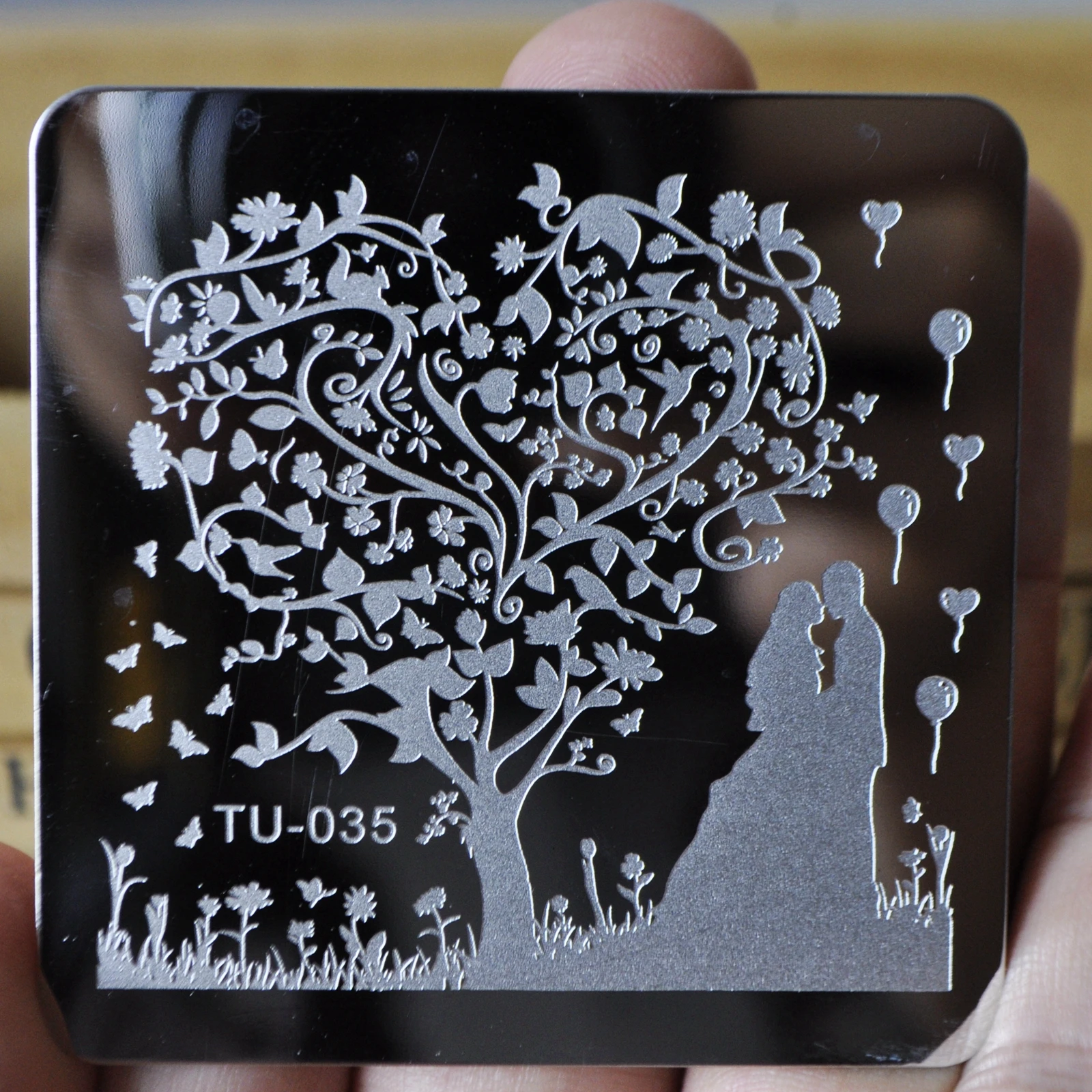 

Nail Art Template Outdoor Wedding Party Sweet Bride Groom Nails Stamping Plates Love Tree Balloon Nail Printing Stamp DIY TU-035
