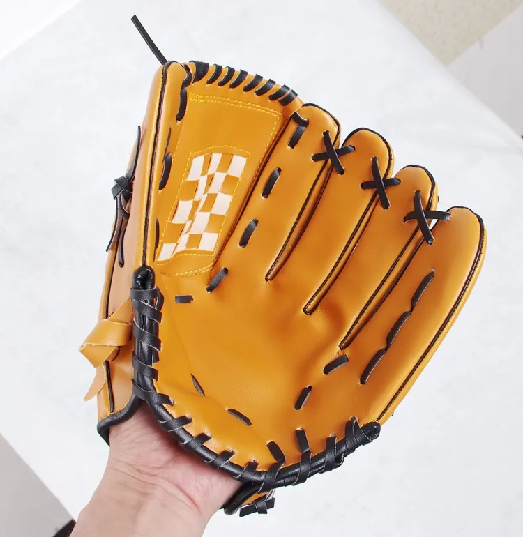 Bat gloves (7)