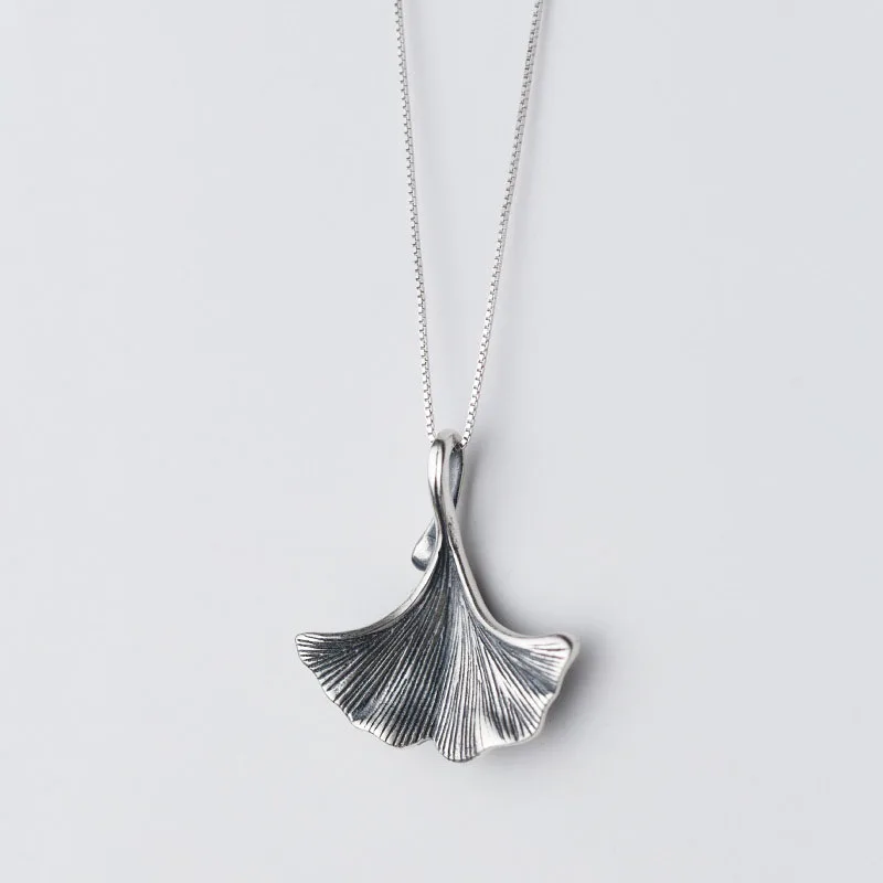 

Vintage Ginkgo Leaf 925 Sterling Silver Pendant