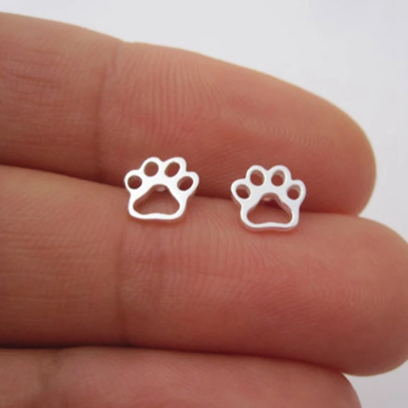 

1 Pair New Fashion Cute Dog Paw Print Earrings For Women Hollow Dog Paw Stud Earrings Wholesale Free Shipping