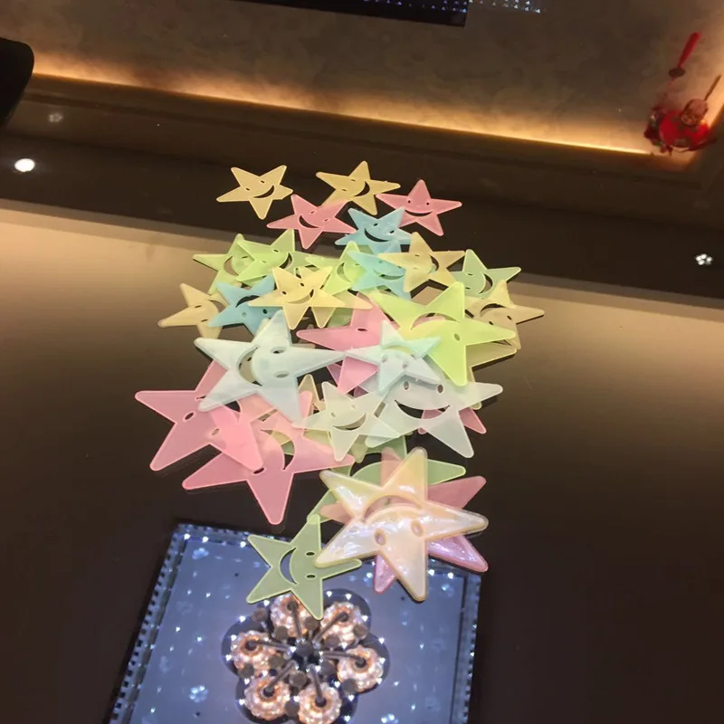 

36pcs/lot Wall noctilucence Stickers In The Dark shine Decal Decor Kids Bedroom Home smiling face of stars Luminous Wall Decal