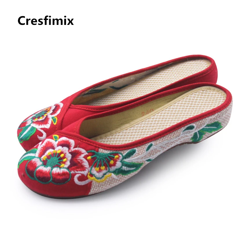 Туфли Cresfimix женские в китайском винтажном стиле тканевые босоножки с вышивкой