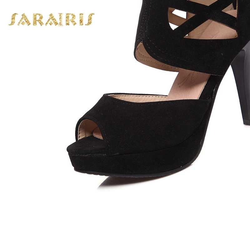 Sarairis/пикантные туфли на высоком тонком каблуке, с открытым носком, на платформе, с застежкой-молнией женские летние сапоги до колена, большие размеры 34-48