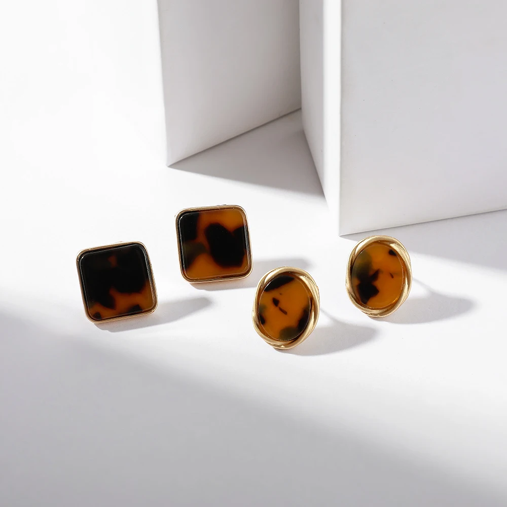 

2 Pair/Set Trendy Vintage Tortoiseshell Acrylic Stud Earrings Geometry Square Round Small Earring Jewelry Women Wedding Bijoux