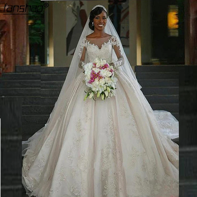 

Plus Size Vestido De Noiva 2019 Muslim Wedding Dresses Ball Gown Long Sleeves Lace Boho Dubai Arabic Wedding Gown Bridal Dress