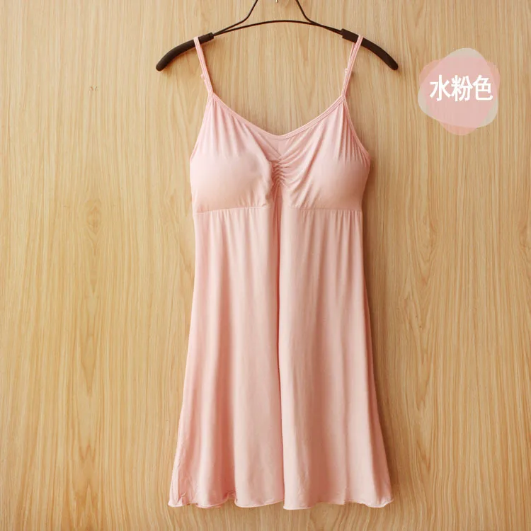 2402735482_2008404771