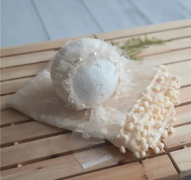 Lace hat and wrap Белый кружевной капор для новорожденных, набор для фотосъемки, Пеленальное Одеяло для малышей, детская шапка с жемчужинками, кружевная эластичная накидка для фотосессии - Цвет: Lace hat and wrap