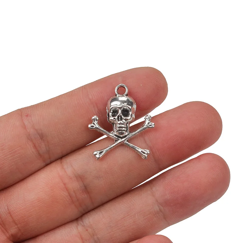 

10pc/lot Tibetan Sliver Alloy Metal Skull Charms Pendants DIY Jewelry Findings Accessories 25*21mm