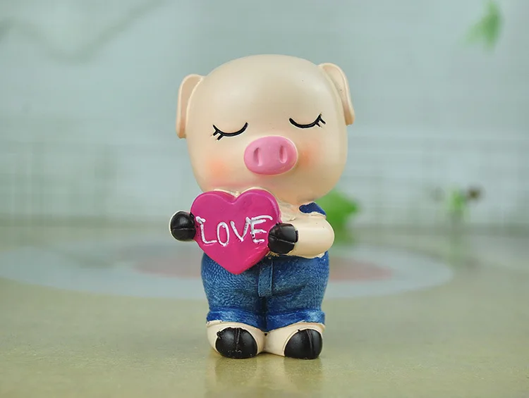 Pig Lover Figurine (14)