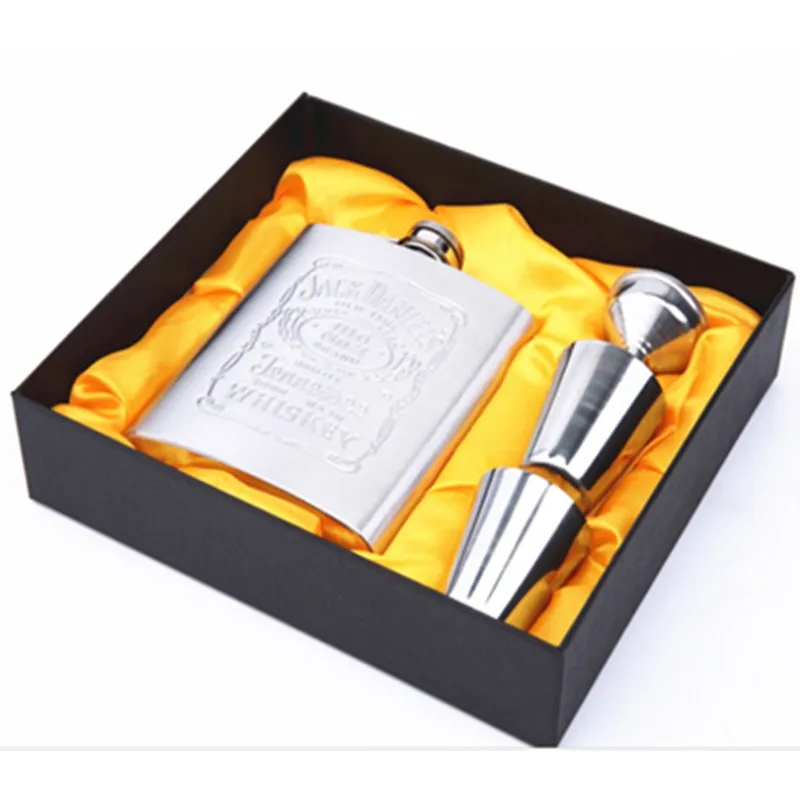 

Hot sale metal hip flasks portable flagon stainless steel gifts travel silver whiskey alcohol liquor bottle Male Mini Bottles