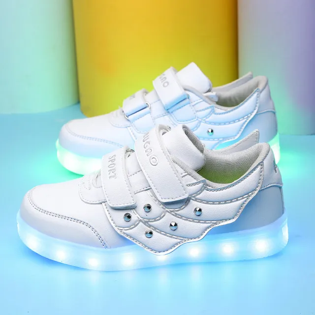 chaussure avec lumiere pour fille