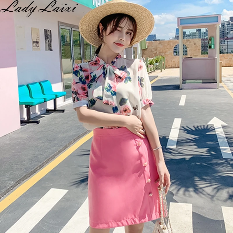 

2019 Summer New fashion Sweet 2 piece skirt suit Women Elegant Rose Print Bowknot Chiffon Blouse Top+Single-breasted Skirt Set