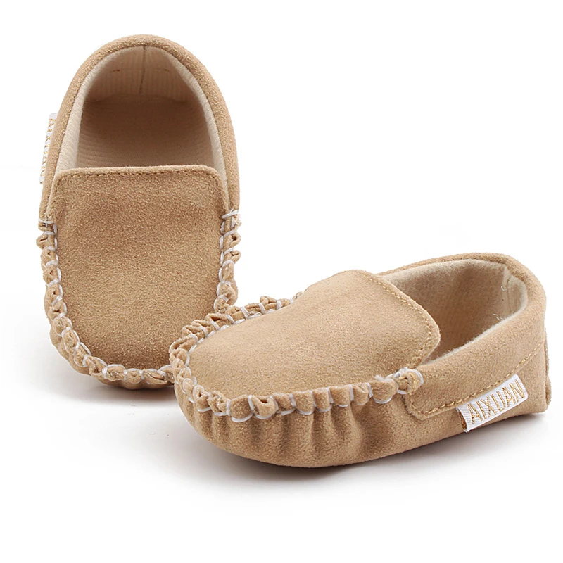 Новорожденный однотонный Повседневный детские ботинки мокасины Moccs мелкая мягкая подошва детская обувь для малышей для 0-18 месяцев для маленьких мальчиков и девочек
