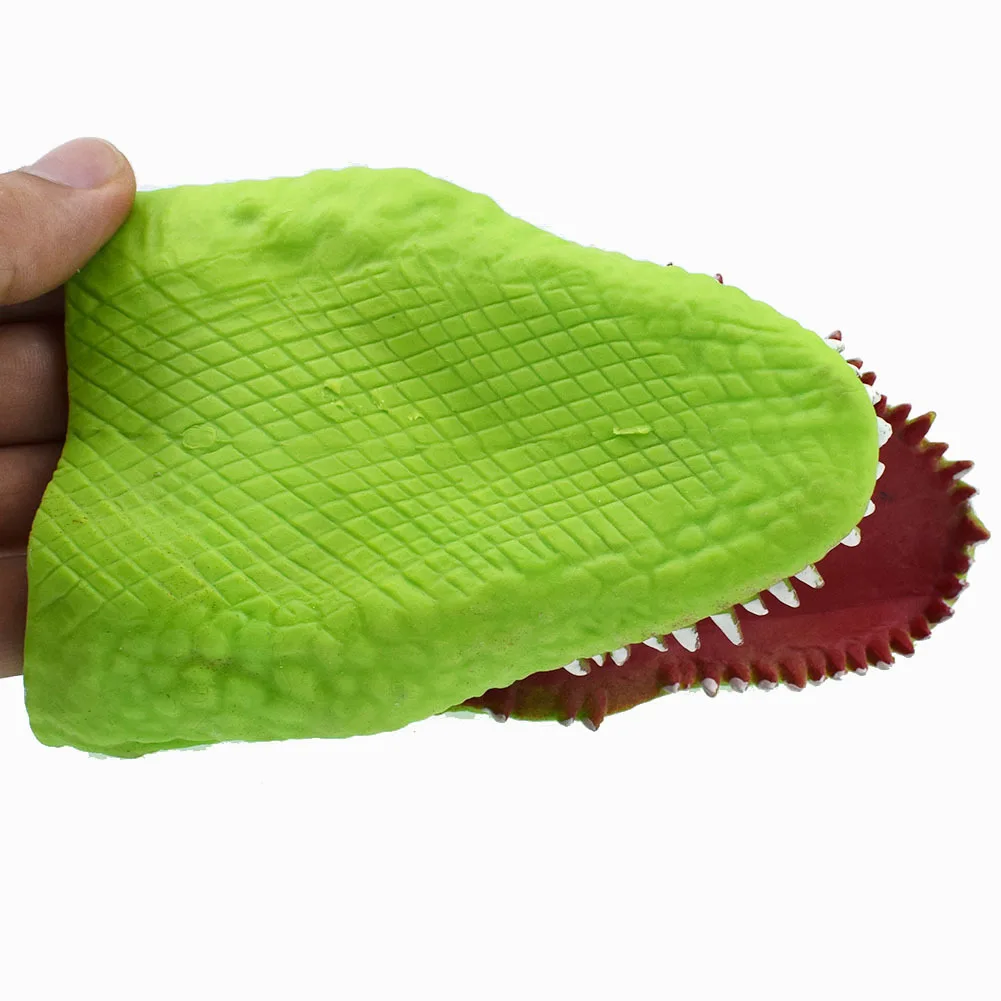 1Piece Green Soft TPR The Crocodile Head Hand Puppet Figure Gloves Toys Children Toy Model Gift 1Piece Green Soft TPR The Crocodile Head Hand Puppet Figure Gloves Toys Children Toy Model Gift