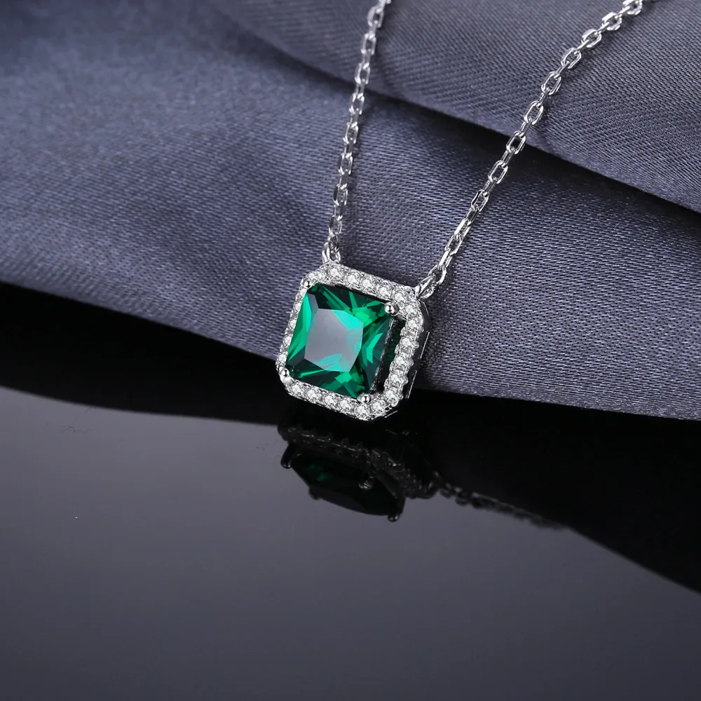 Collana Pendente Foglia In Argento 925 Con Smeraldo Simulato Nano – Verde VVS – Senza Catena