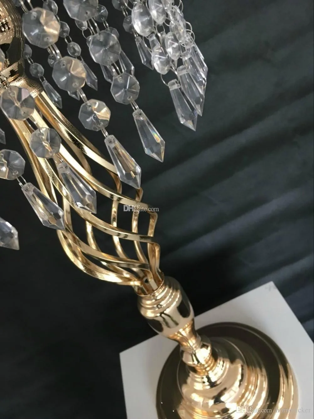 rhinestone-candelabra-wedding-party-elegant-candle-holder-pretty-table-centerpiece-vase-stand-crystal-candlestick-wedding-decoration (6)