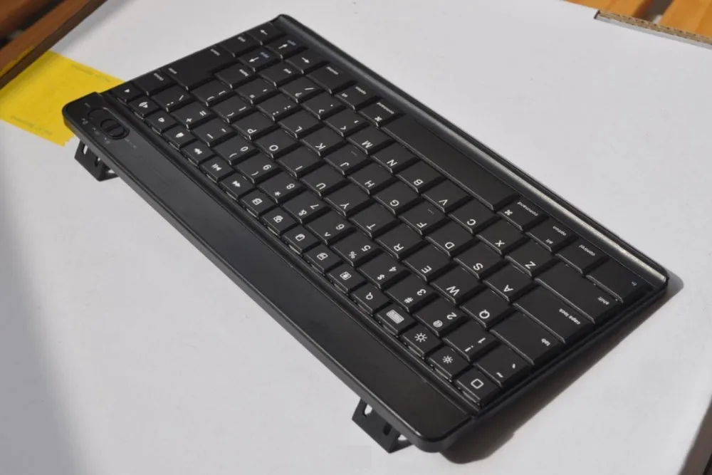 10" bluetooth keyboard with russian letters for Samsung Galaxy Tab