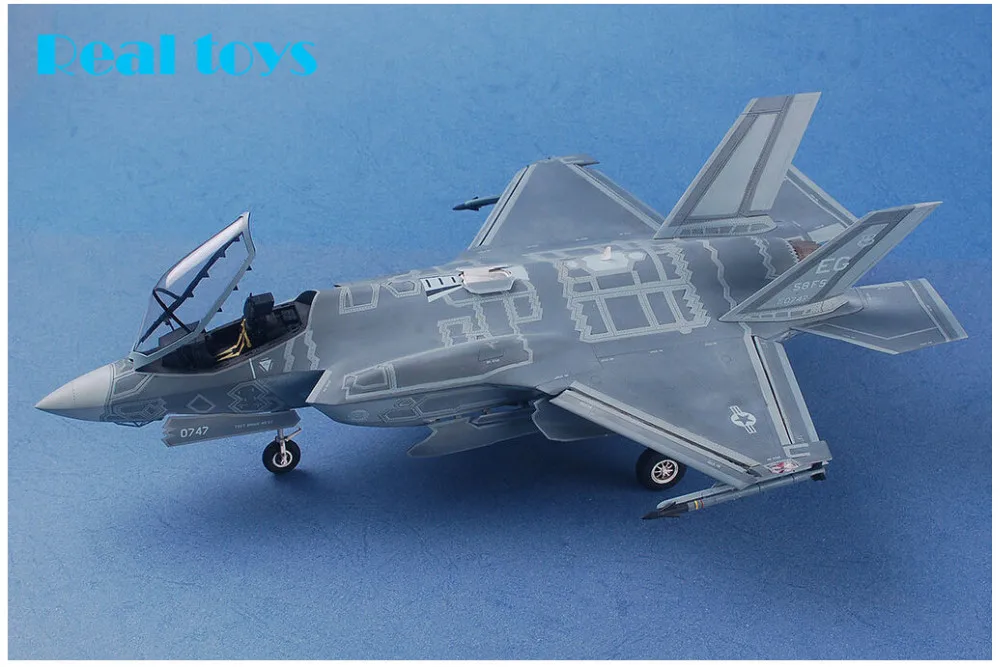 Kitty hawk KH80103 1/48 F-35A Lightning II ПЛАСТИКОВЫЙ модельный комплект