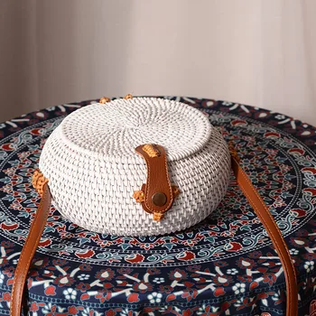 

Rattan Butterfly Bowson Series Retro literary handmade white round woven bag PU belt