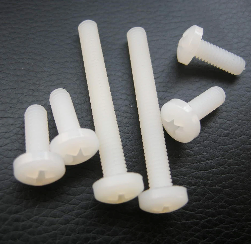 винт с пластмассовой головкой. винт белый. пвх на ножке. винт белый. винт белый.