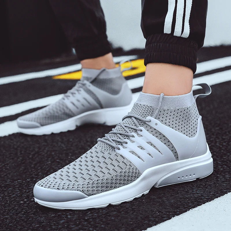 

2019 New Breathable Air Mesh Men Running Shoes Jogging Gym Training Althetic Outdoor Sport Shoes Red Green Brand Sneakers