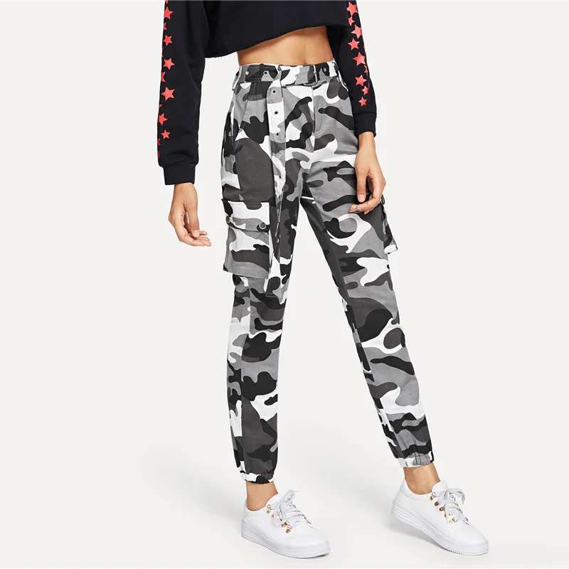 Спортивные брюки с принтом. Спортивные штаны с принтом. Штаны Шейн с птичками.