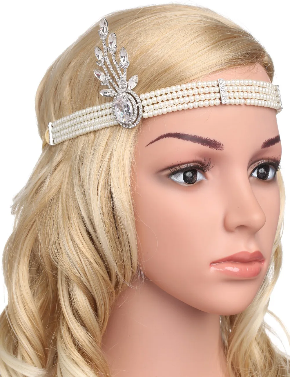

The 1920s was the great 1920s bridal headdress, a pearl-shaped headband with leaf motifs of the gatsby ball