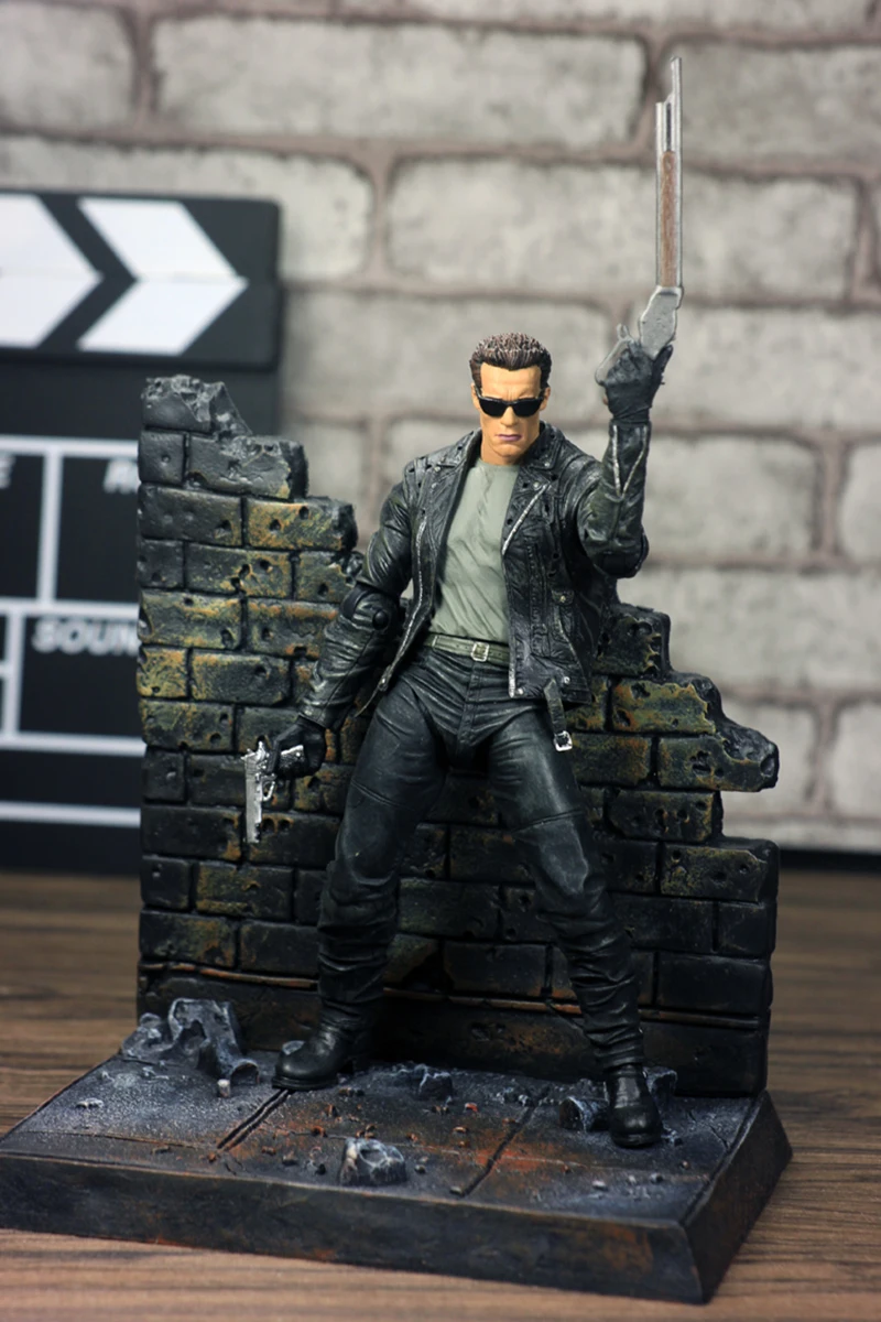 NECA Terminator 2 Judgment Day T-800 Arnold Schwarzenegger PVC Action Figure Model Toy Christmas Gift (10)