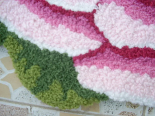 2014 New Real Alfombras Rose Flower Shaped Coffee Table Handmade Carpets . Marriage Bedroom Floor Mats Skid Small Stairs Doorm 2014 New Real Alfombras Rose Flower Shaped Coffee Table Handmade Carpets . Marriage Bedroom Floor Mats Skid Small Stairs Doorm